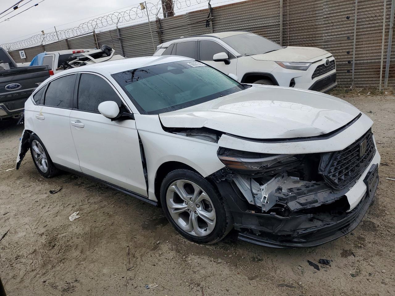 2023 Honda Accord Lx - Фото 4