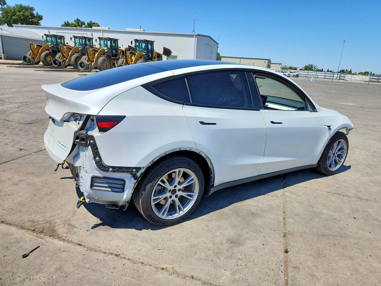 2020 Tesla Model Y - Фото 3