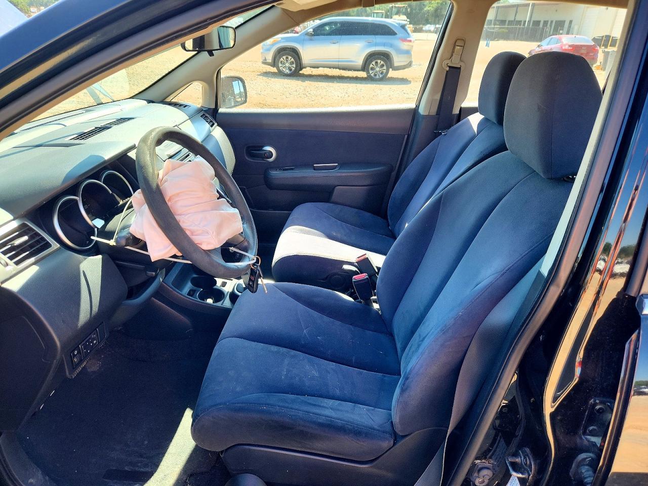 2008 Nissan Versa 1.8 S - Фото 7