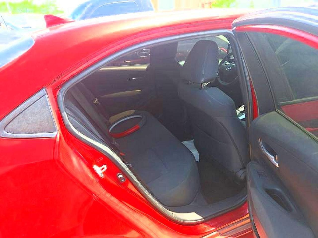 2021 Toyota Corolla Le - Image 6