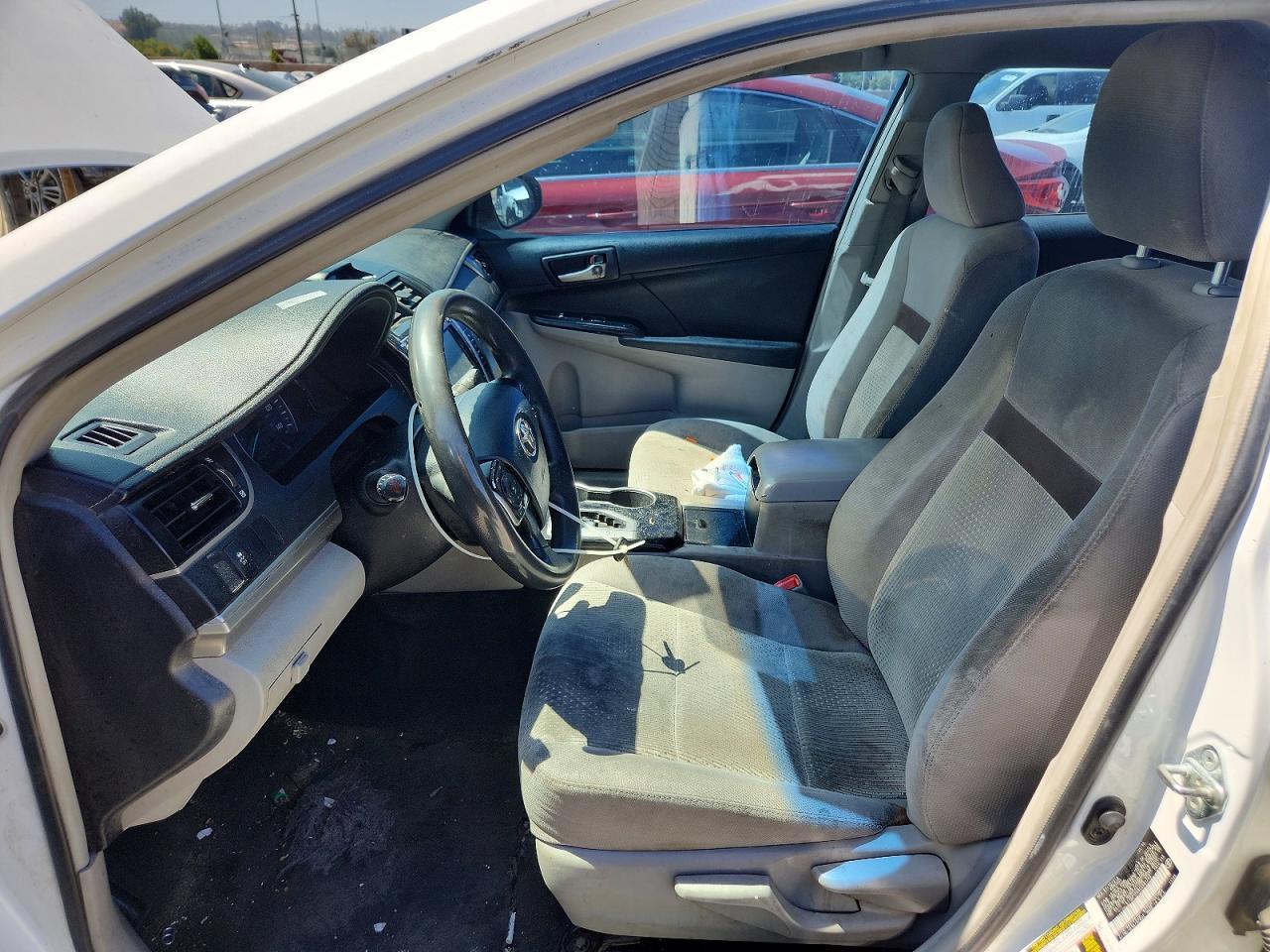 2012 Toyota Camry Le - Фото 7