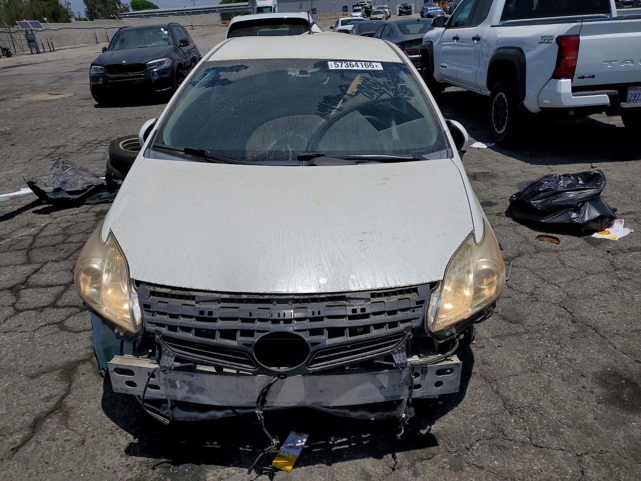 2014 Toyota Prius Two - Фото 5