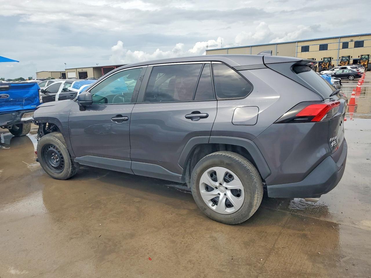 2024 Toyota Rav4 Le - Фото 2