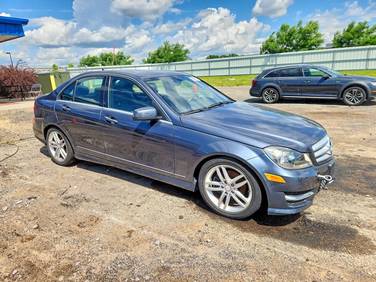 2013 Mercedes-Benz C250 - Image 4