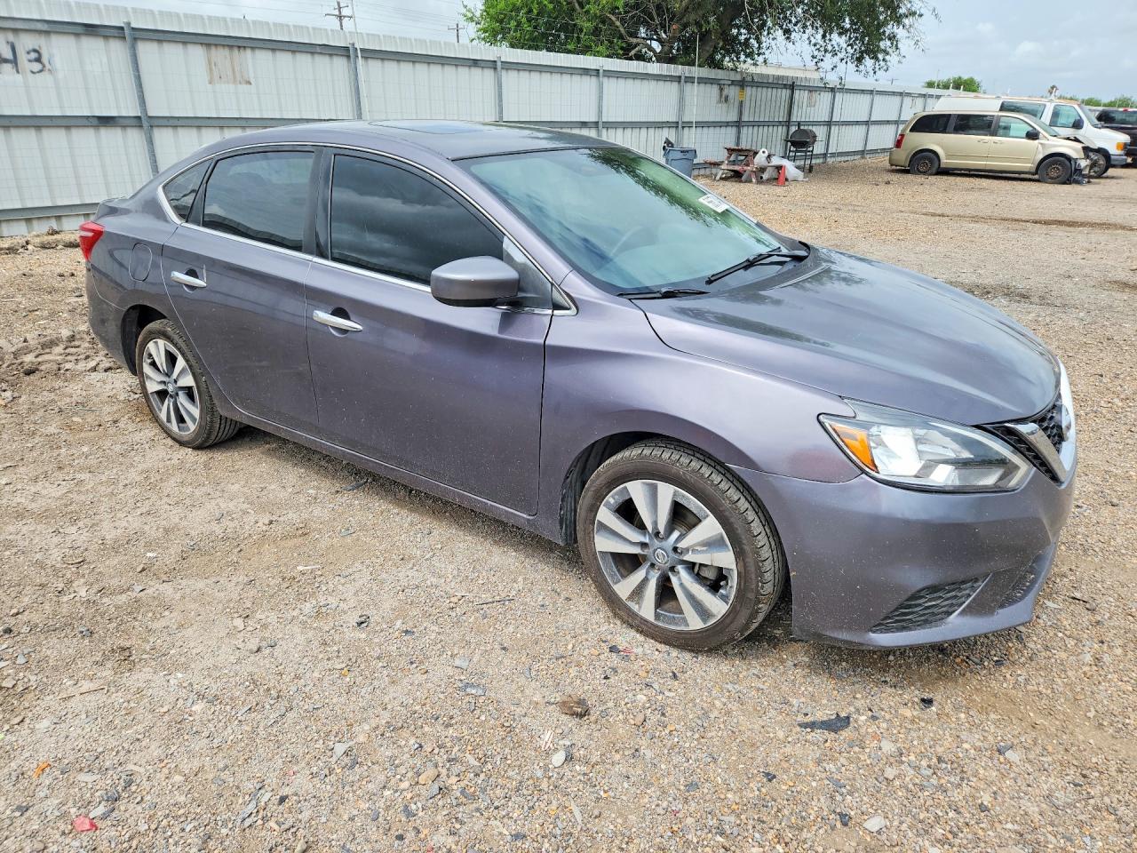 2019 Nissan Sentra Sv - Фото 4