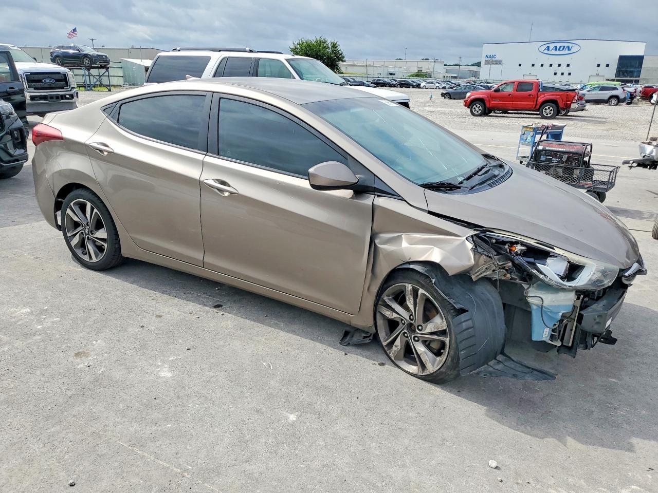 2016 Hyundai Elantra Se - Фото 4