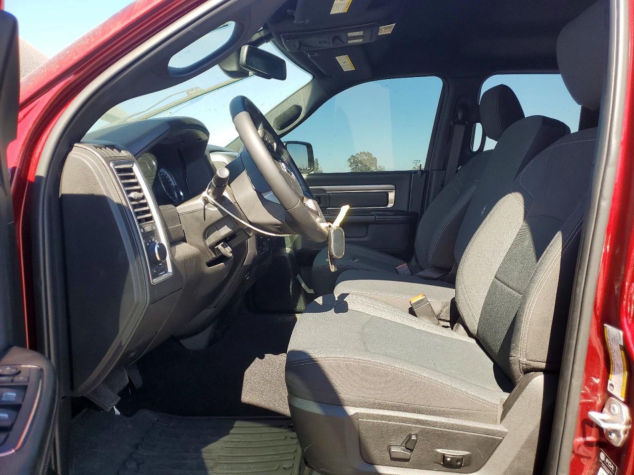 2023 Ram 1500 Classic Slt - Фото 7