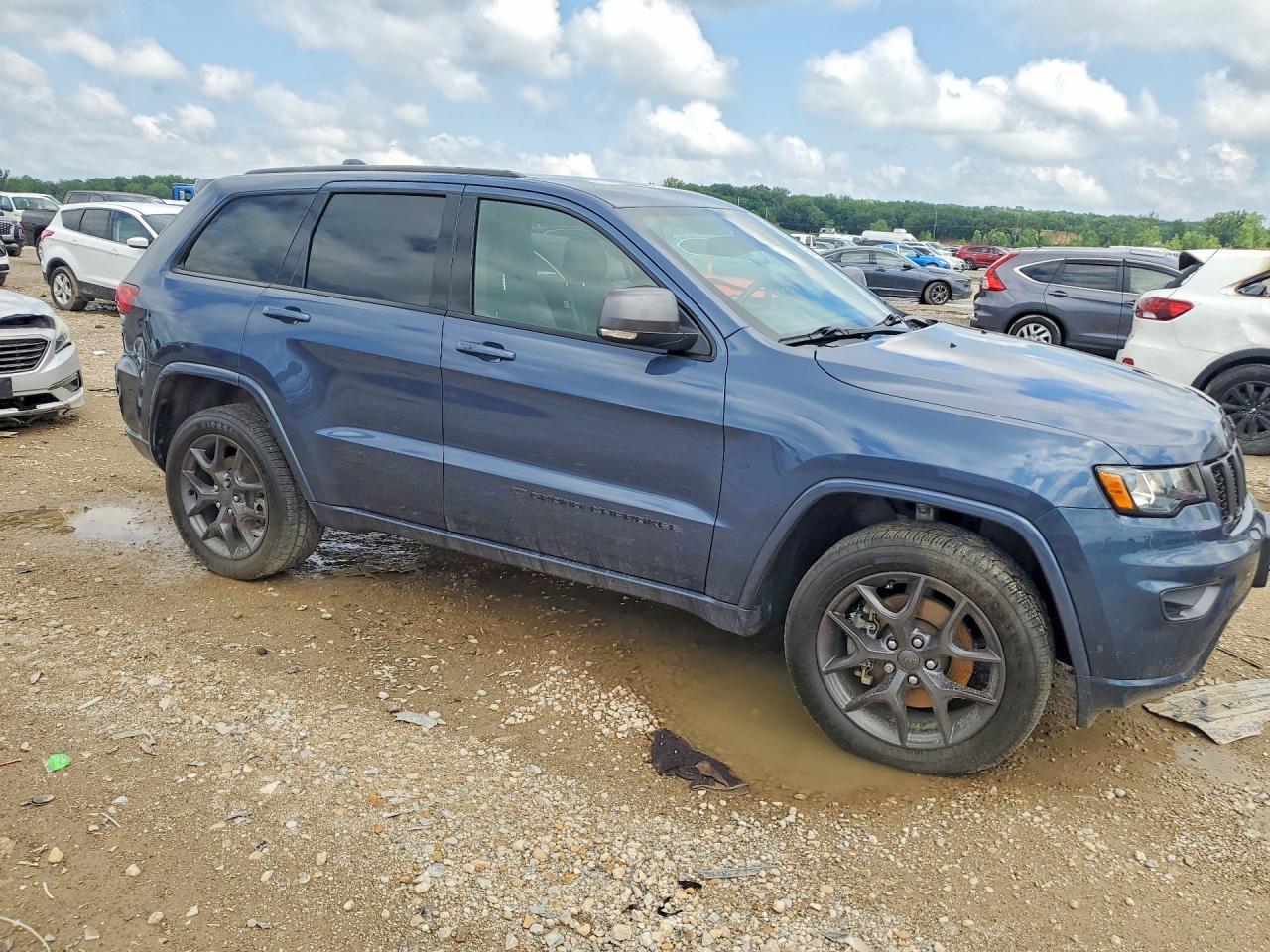 2021 Jeep Grand Cherokee Limited - Image 4