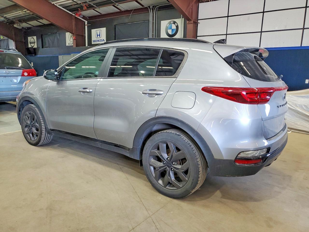 2022 Kia Sportage S - Фото 2