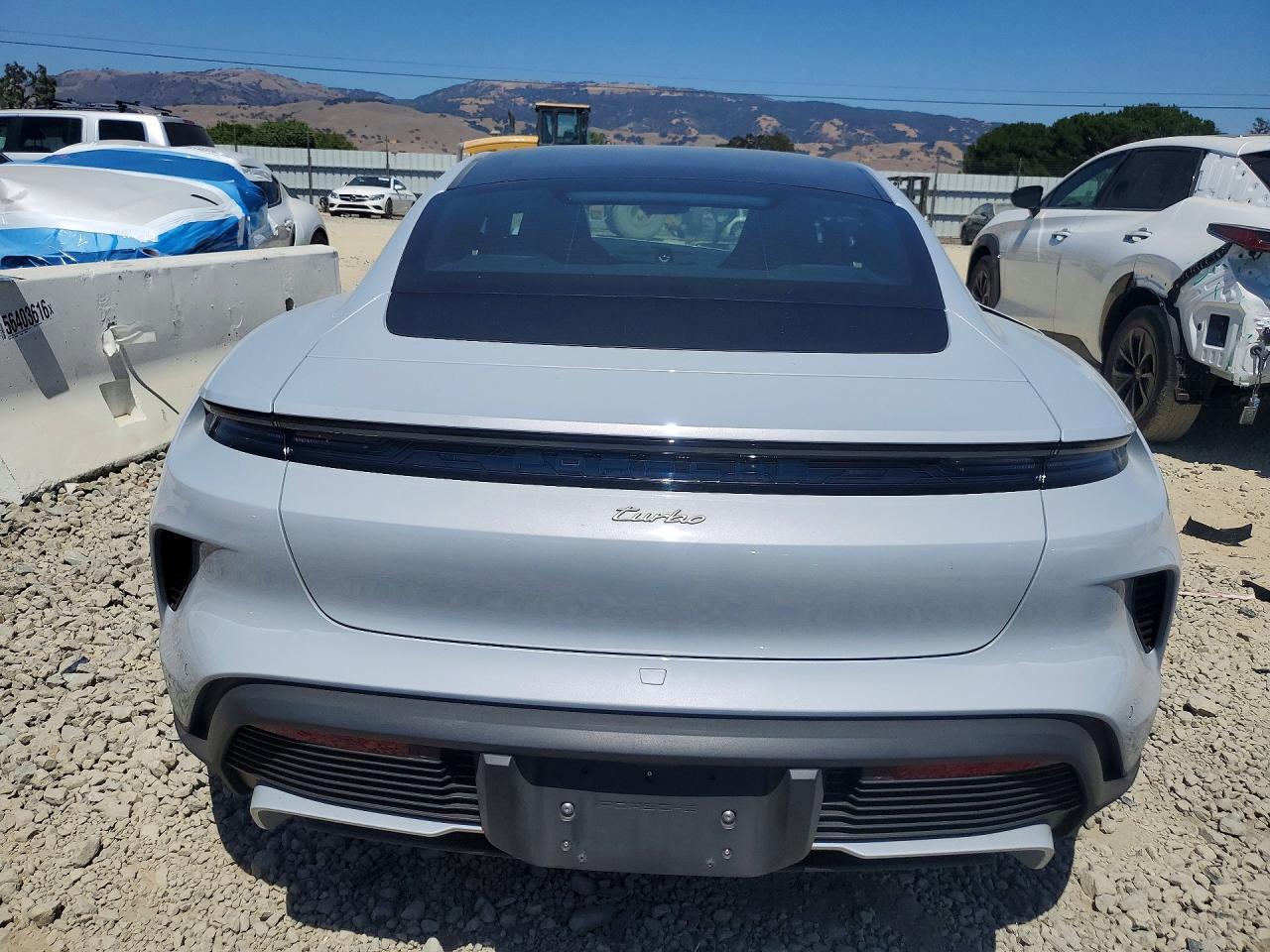 2025 Porsche Taycan Turbo - Image 6