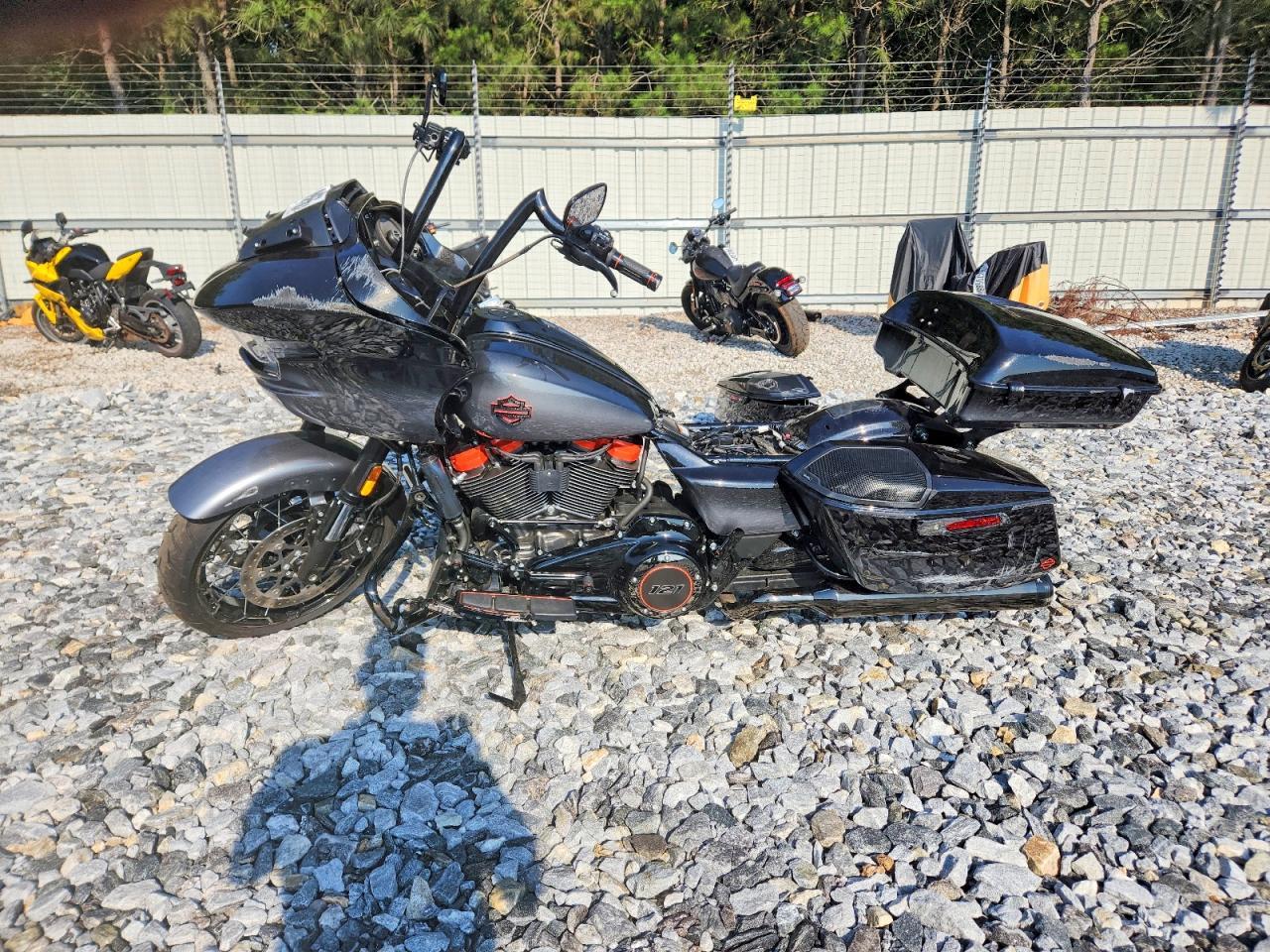 2025 Harley-Davidson Fltrxse - Image 3