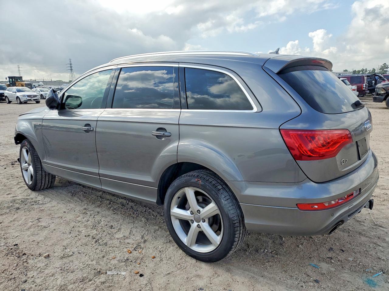 2011 Audi Q7 Prestige - Image 2