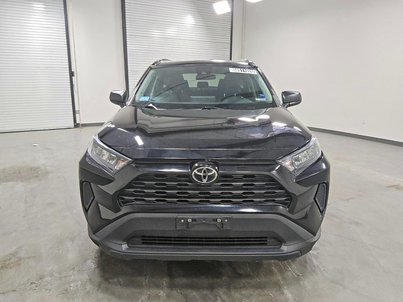 2021 Toyota Rav4 Le - Фото 5