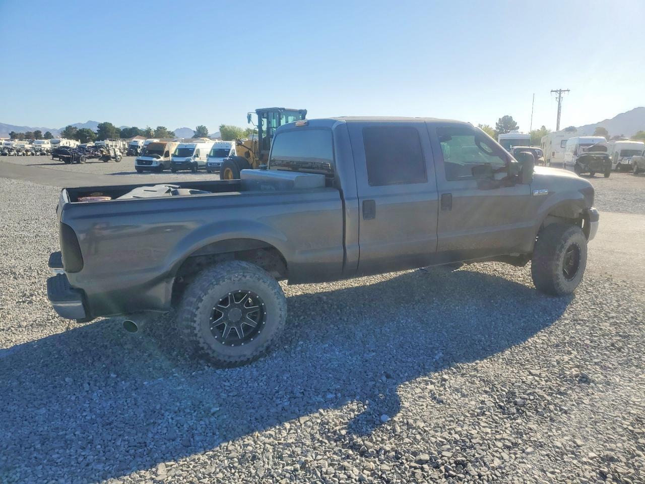2007 Ford F250 Super Duty - Image 3