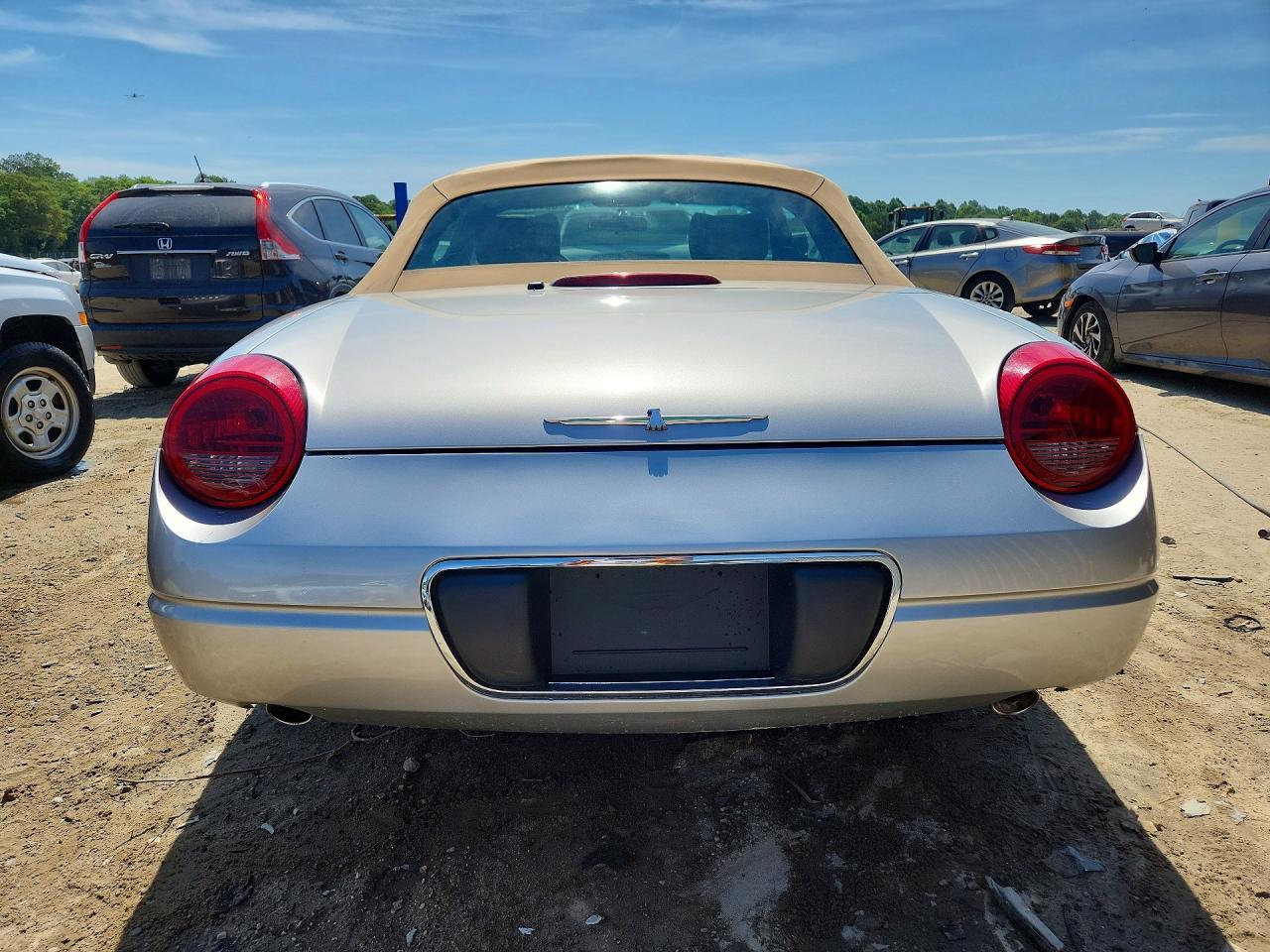 2004 Ford Thunderbird - Image 6