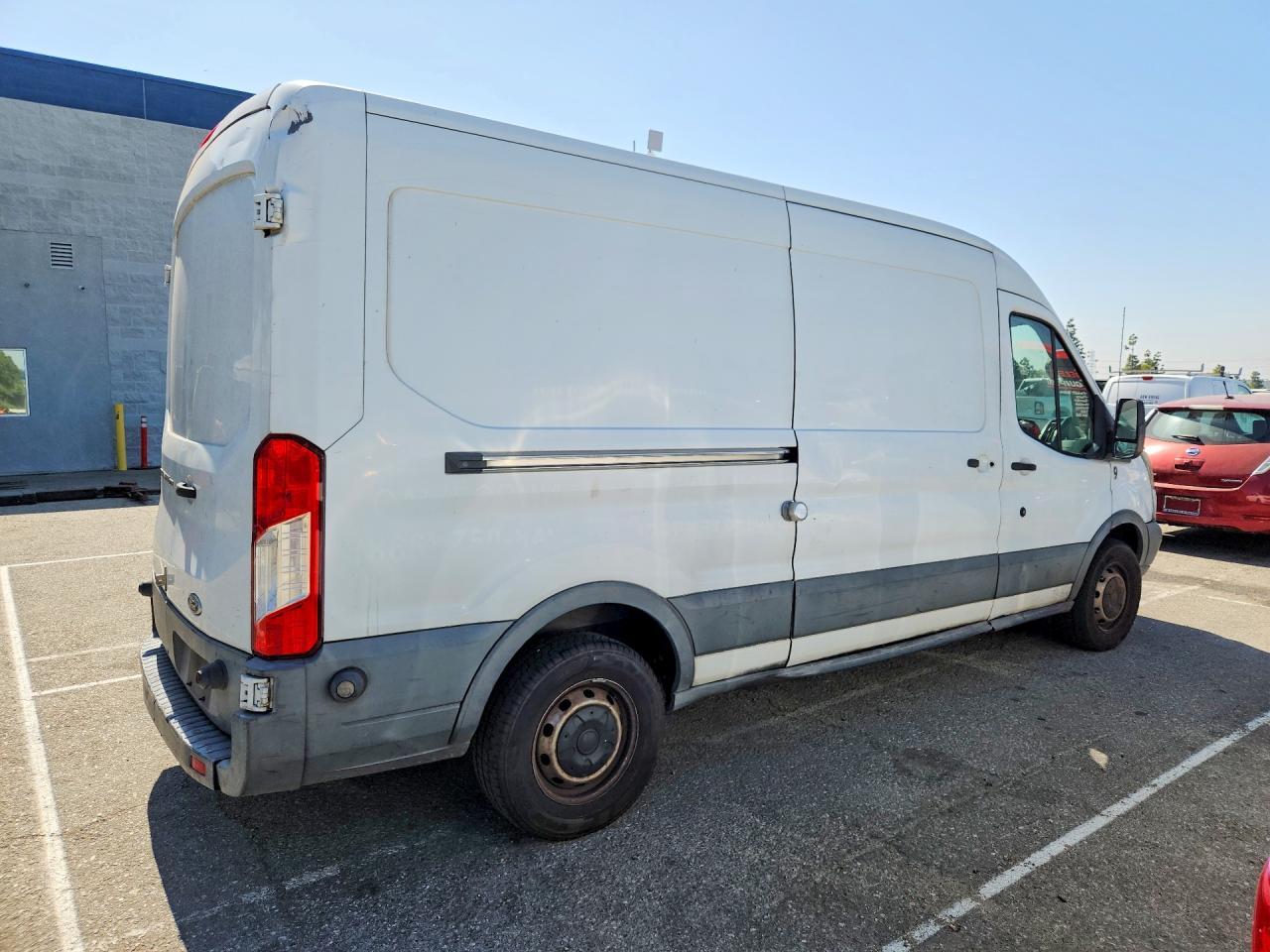 2015 Ford Transit T-250 - Фото 3