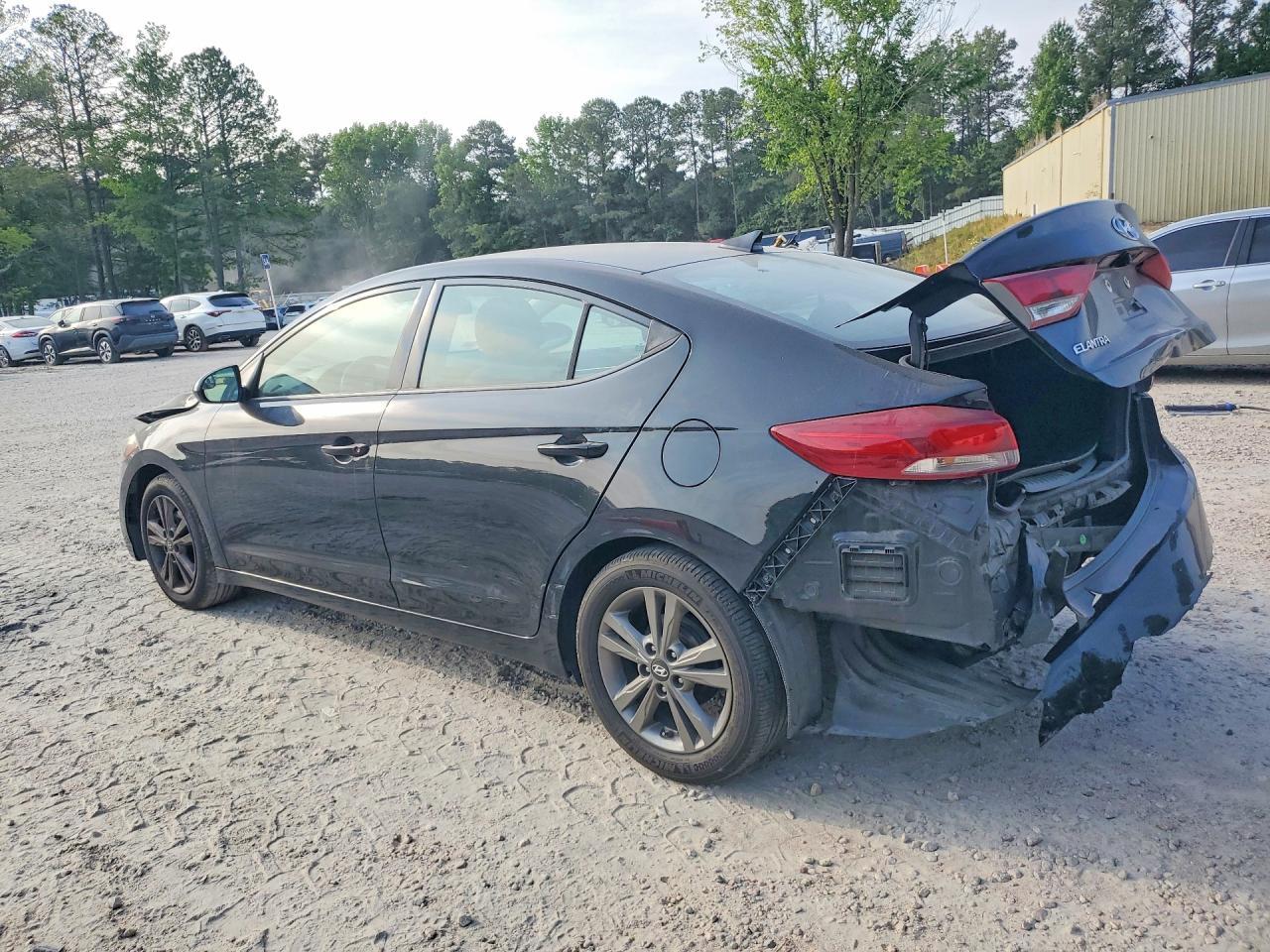 2017 Hyundai Elantra Se - Image 2