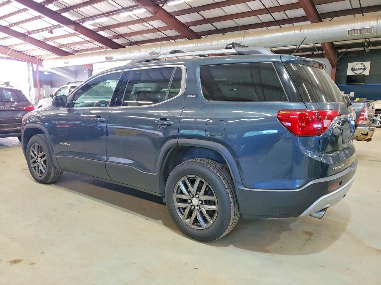 2019 GMC Acadia Slt-1 - Image 2