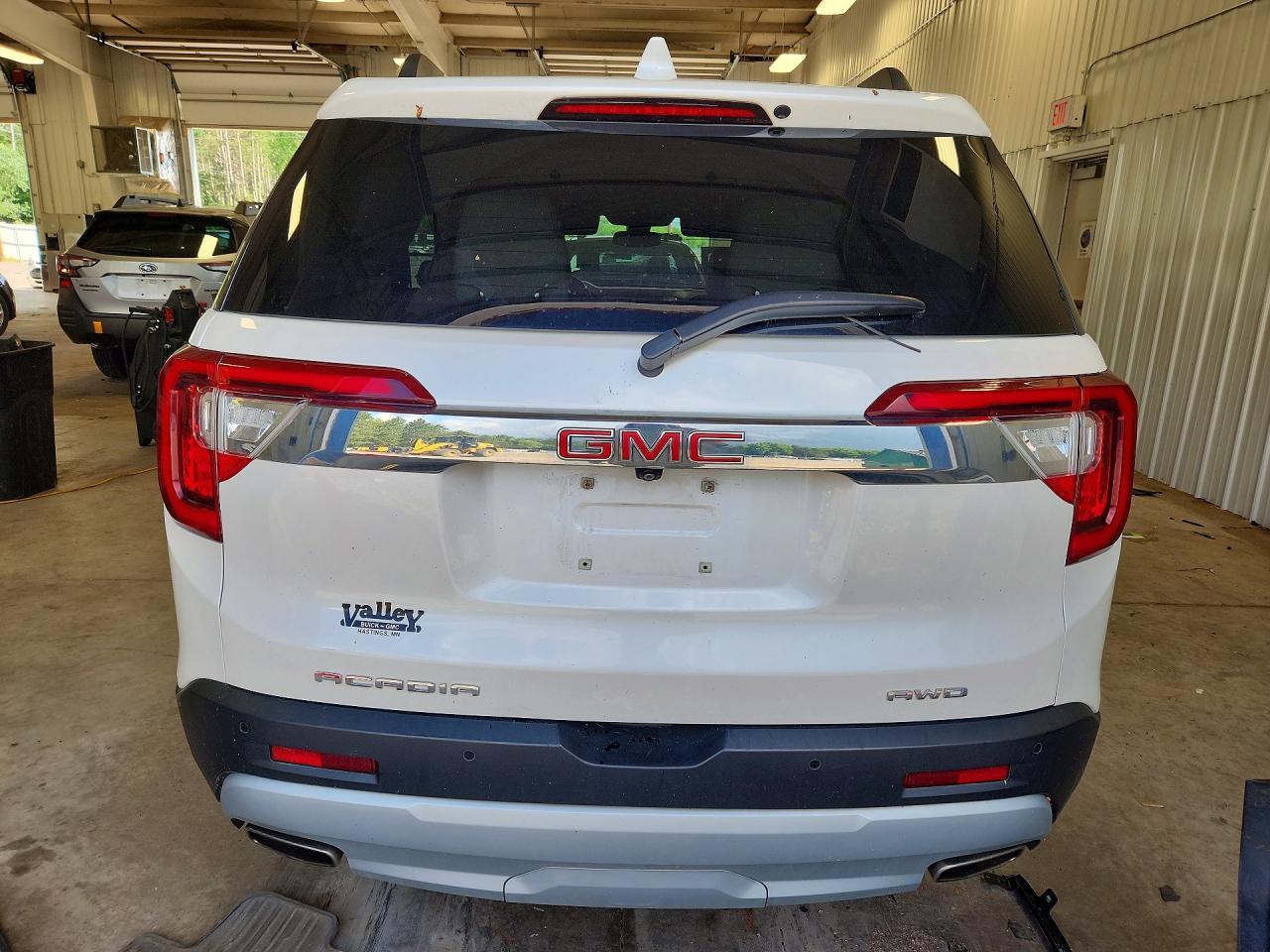2020 GMC Acadia Slt - Image 6