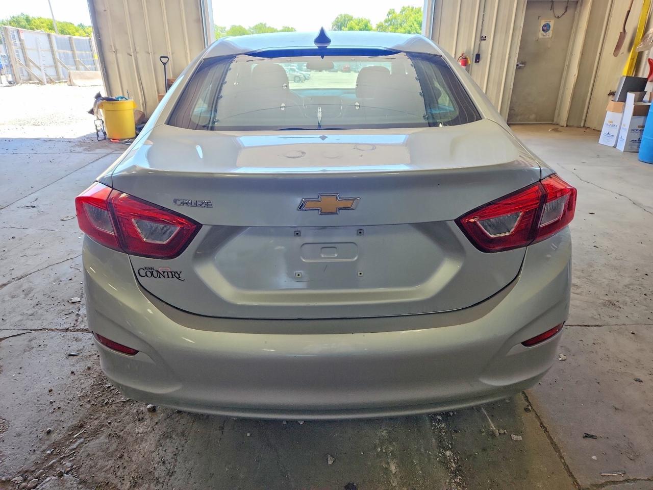 2019 Chevrolet Cruze - Фото 6
