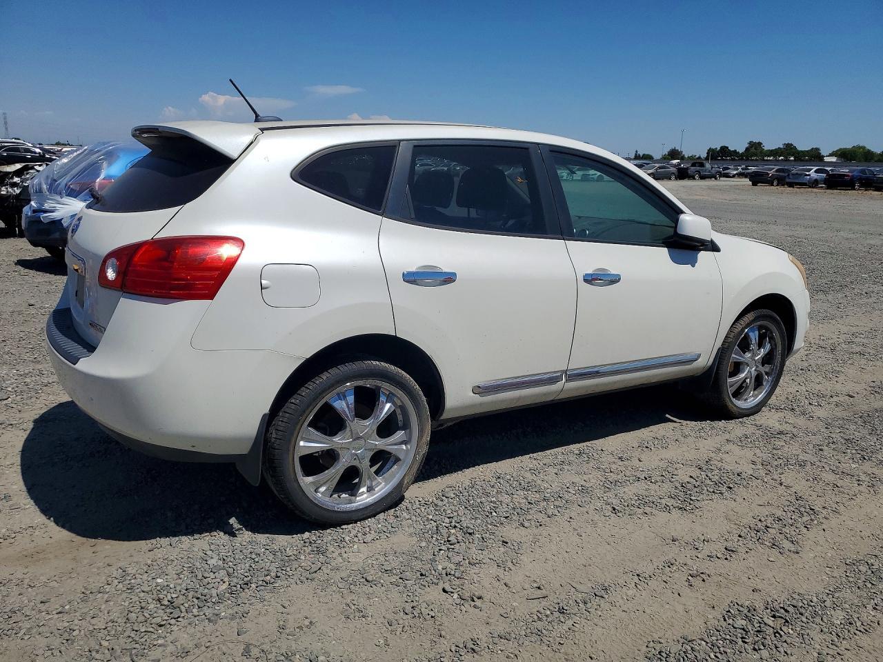 2013 Nissan Rogue S - Фото 3