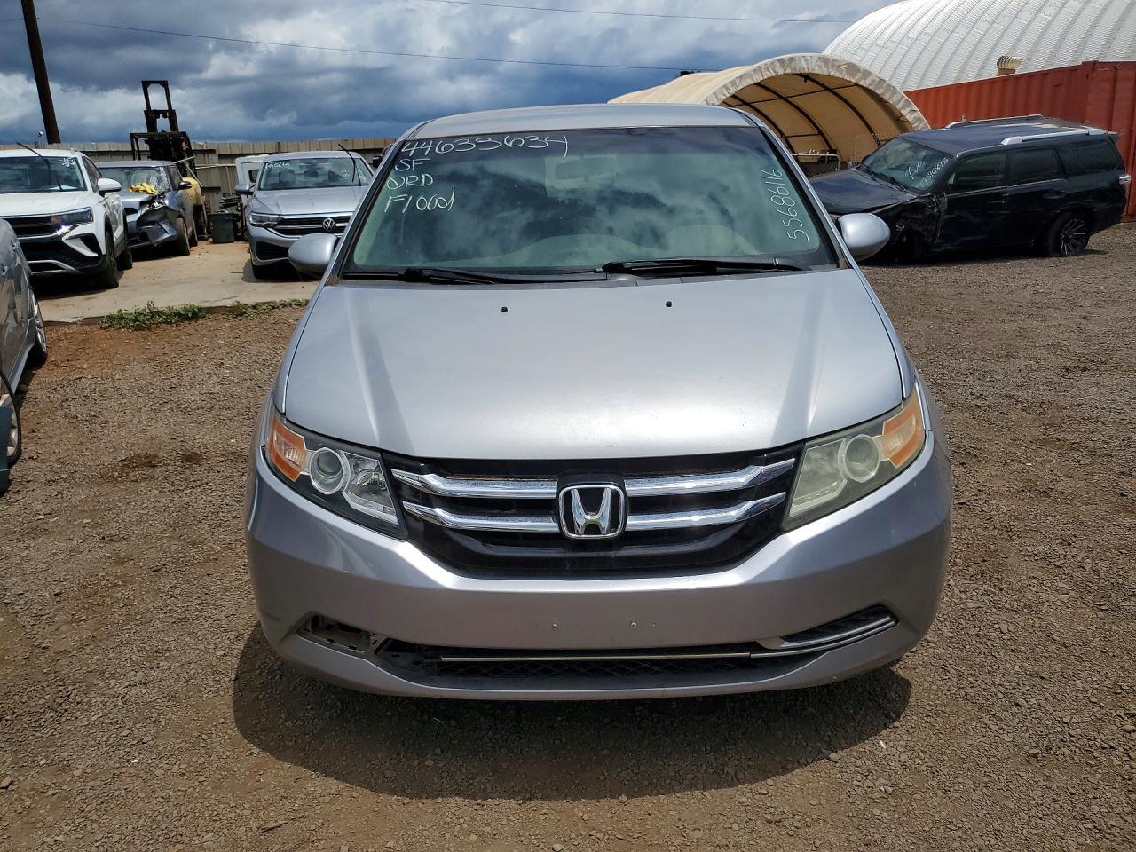 2016 Honda Odyssey Se - Фото 5