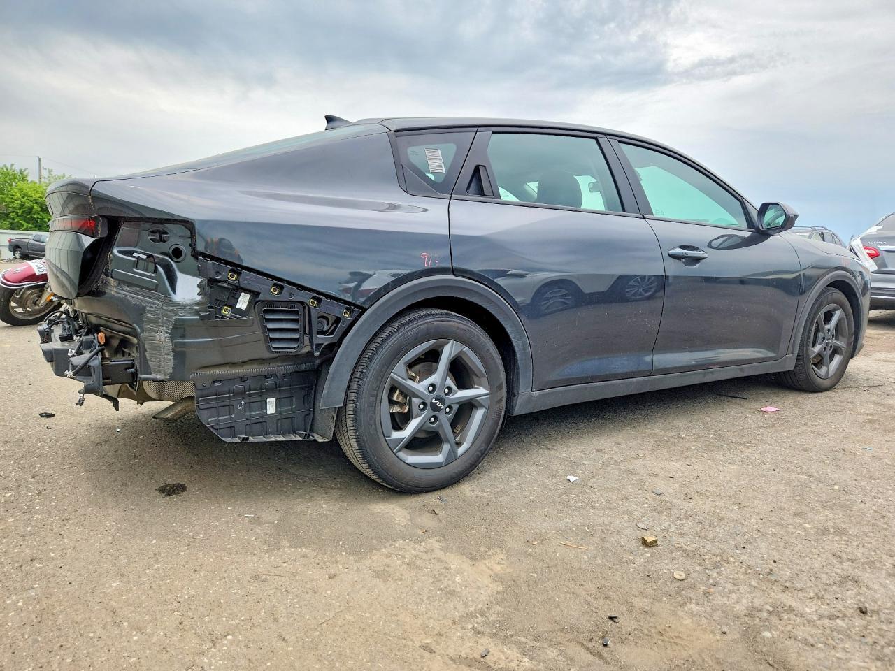 2025 Kia K4 Lxs - Image 3