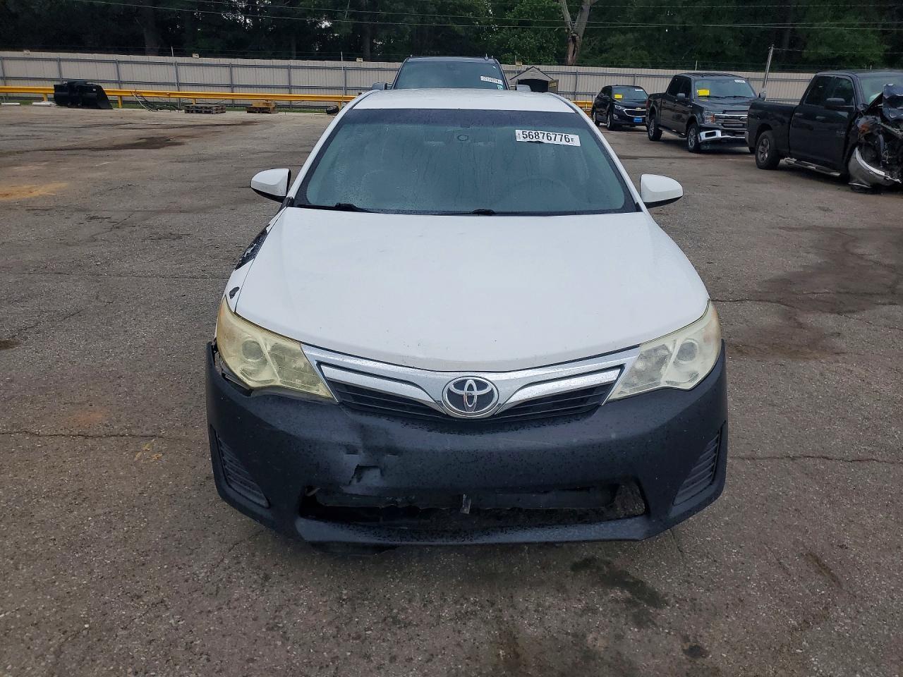 2012 Toyota Camry Le - Фото 5