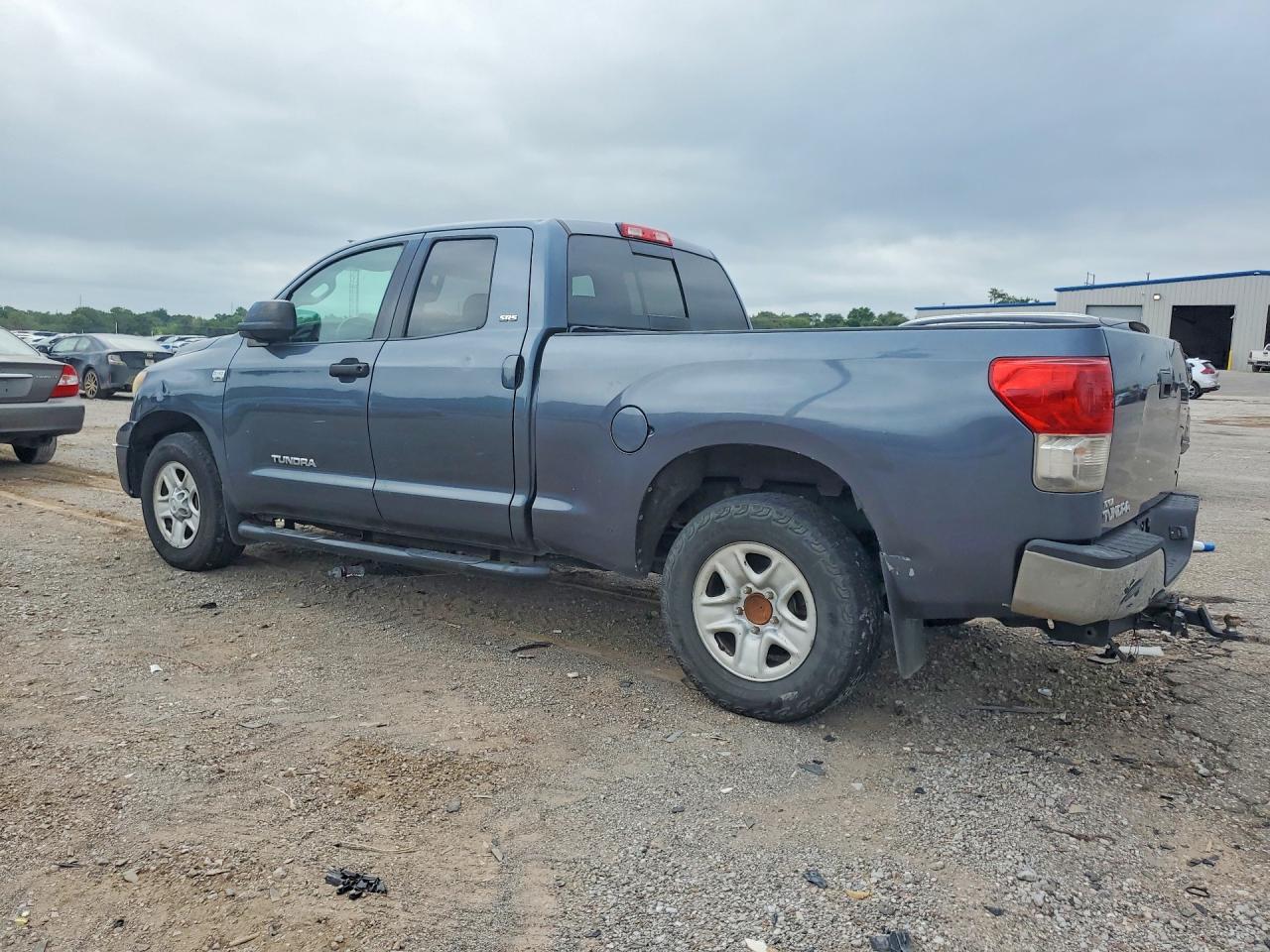 2010 Toyota Tundra Double Cab Sr5 - Image 2