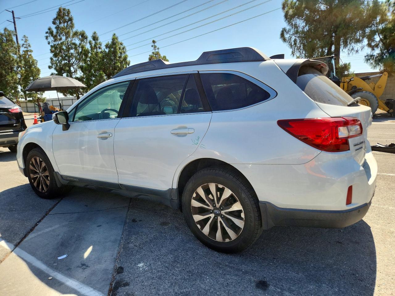 2017 Subaru Outback 3.6R Limited - Фото 2