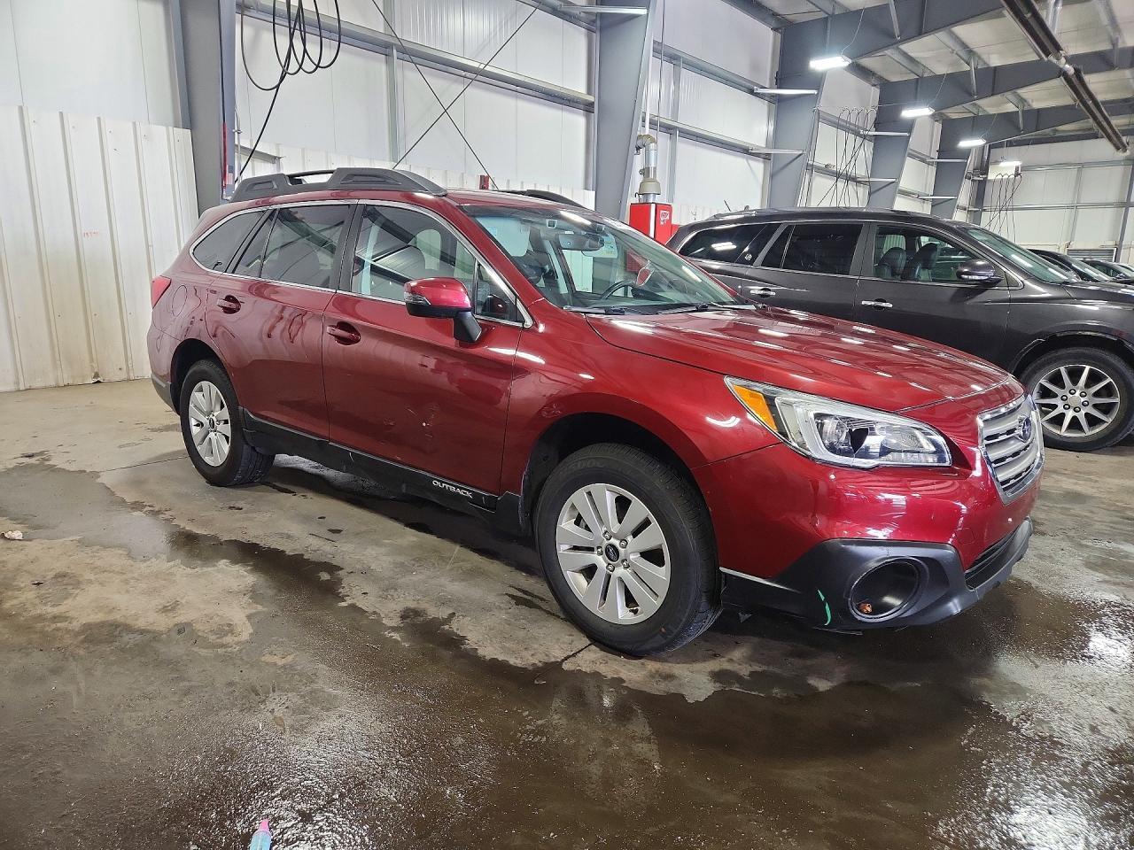 2017 Subaru Outback 2.5I Premium - Image 4