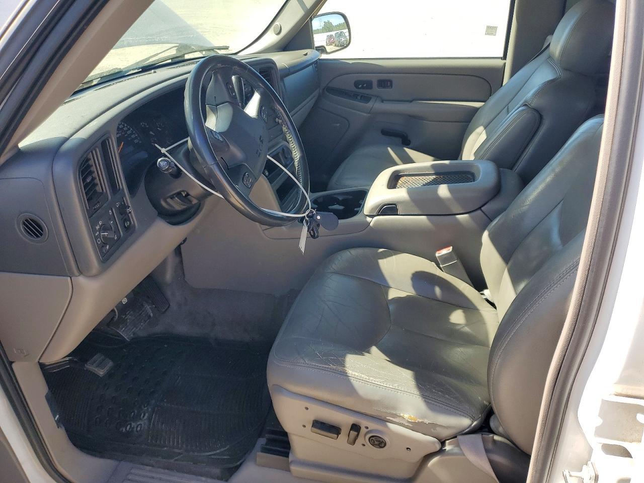 2004 GMC Yukon Xl C1500 - Фото 7
