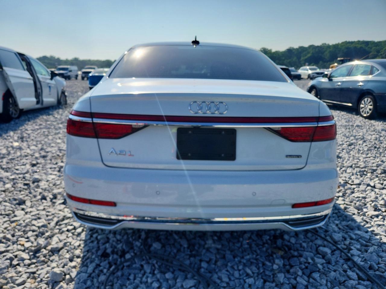 2020 Audi A8 L - Фото 6