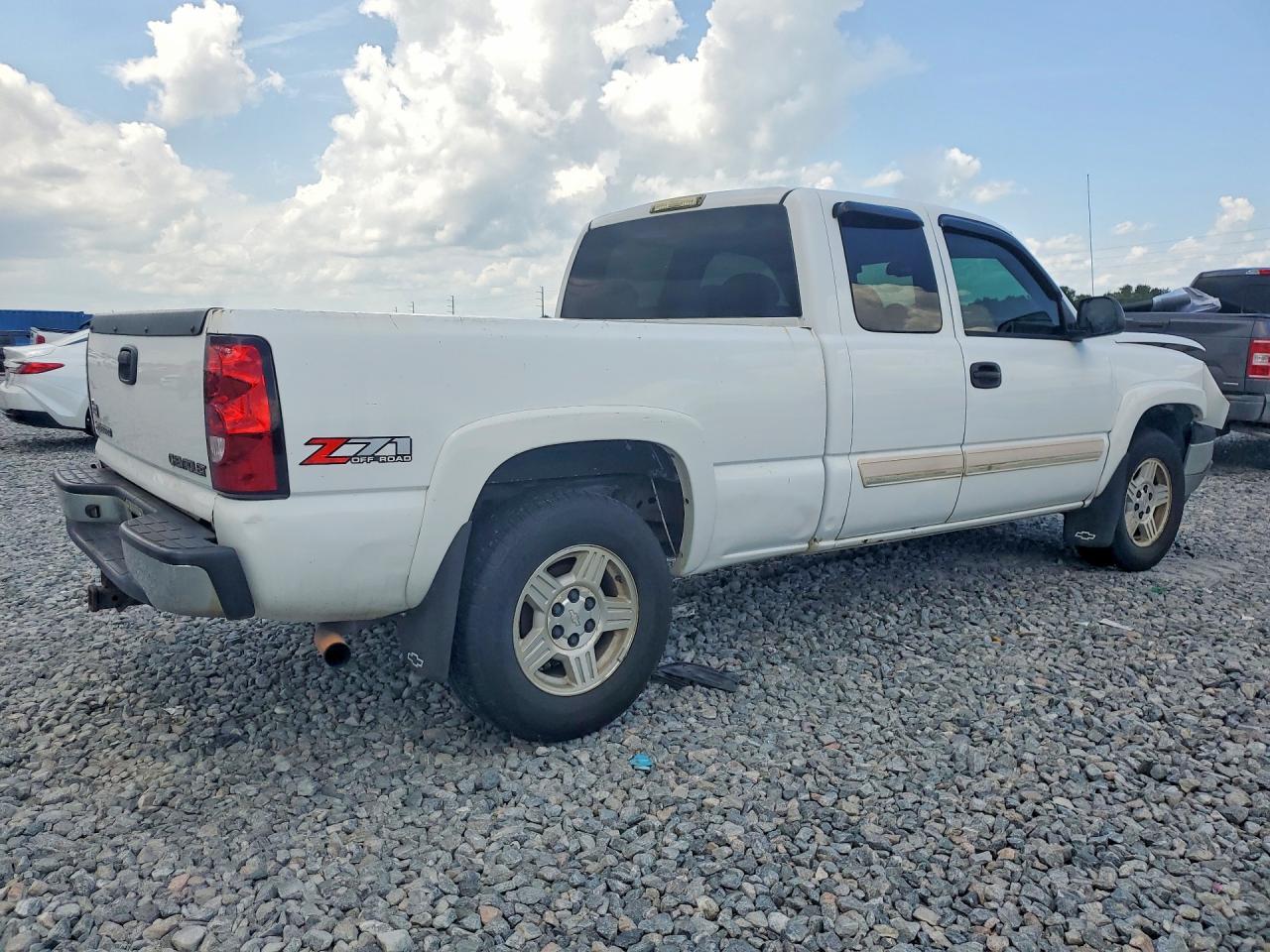 2005 Chevrolet Silverado K1500 - Фото 3