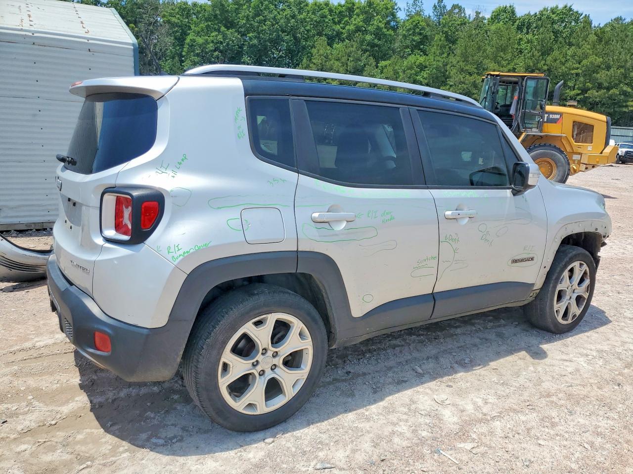 2017 Jeep Renegade Limited - Image 3