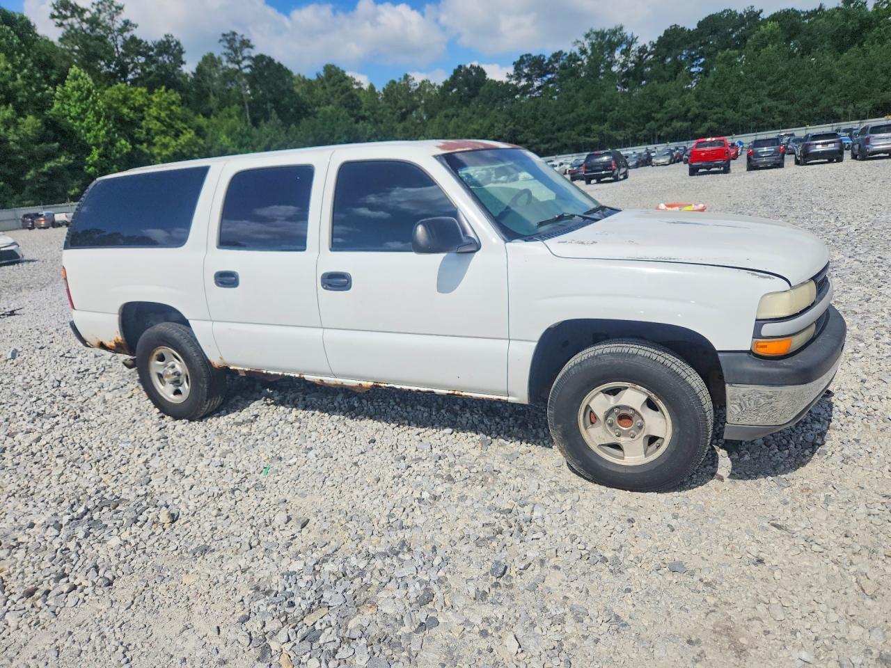 2001 Chevrolet Suburban C1500 - Image 4