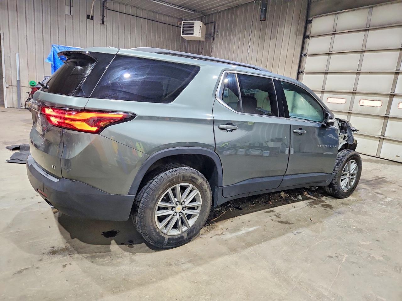 2023 Chevrolet Traverse Lt - Фото 3