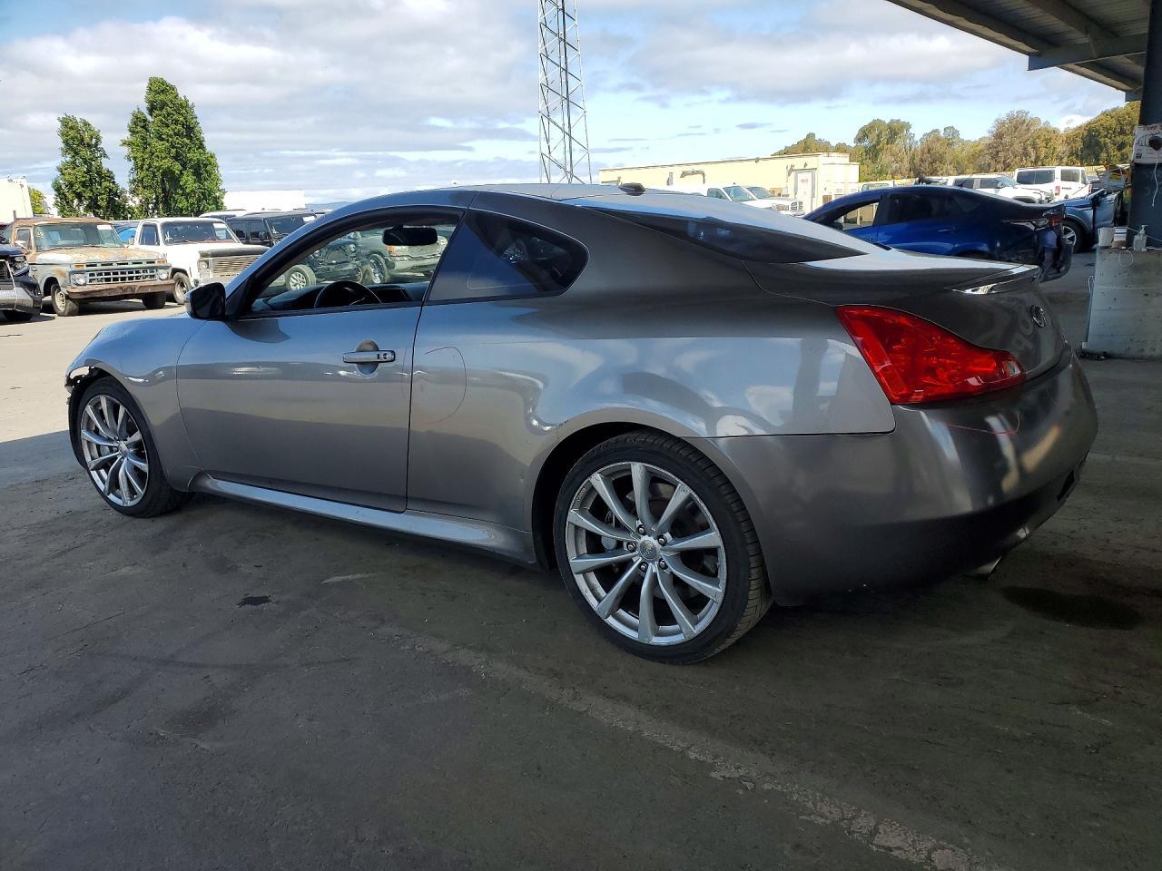 2008 Infiniti G37 Base - Фото 2