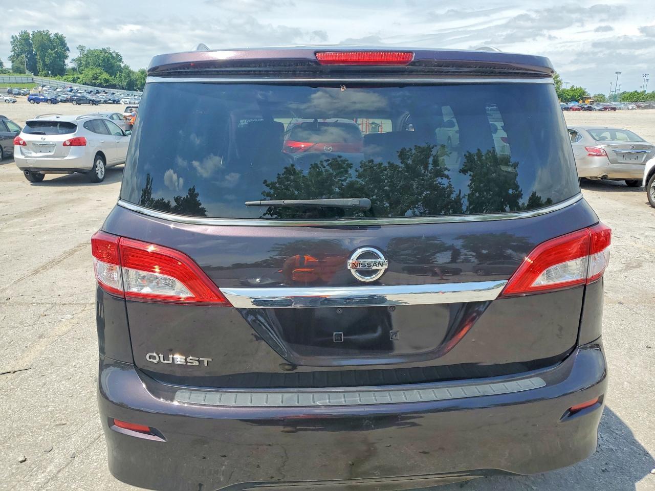 2011 Nissan Quest 3.5 S - Фото 6