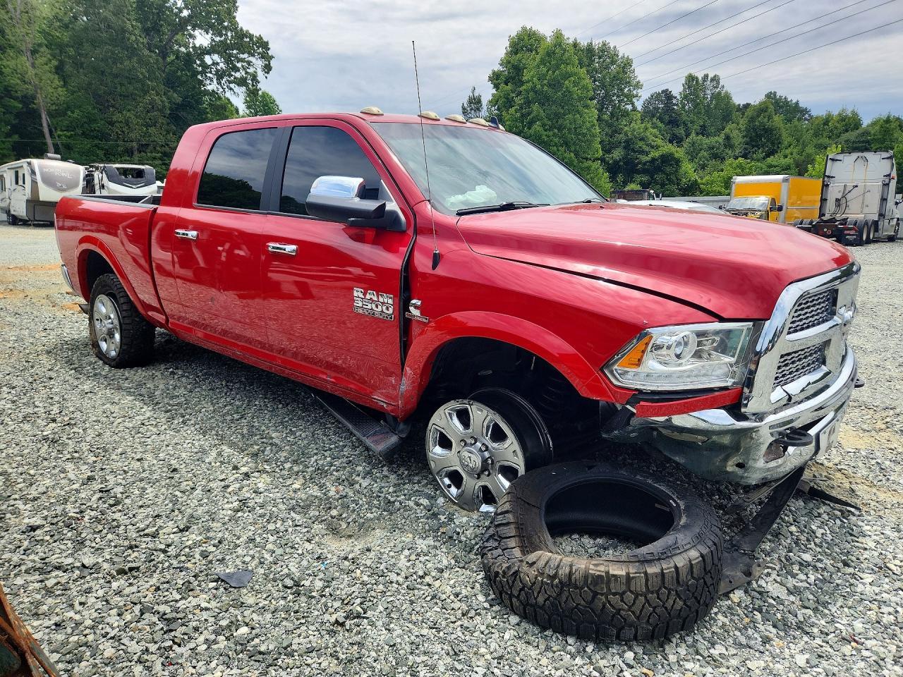 2017 Ram 3500 Laramie - Image 4