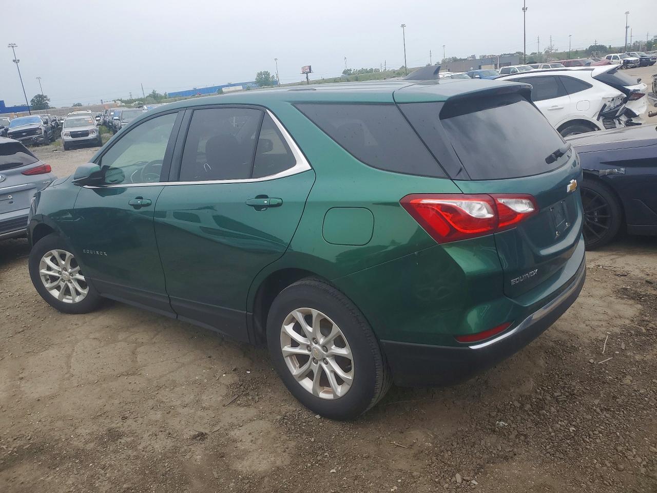 2018 Chevrolet Equinox Lt - Image 2