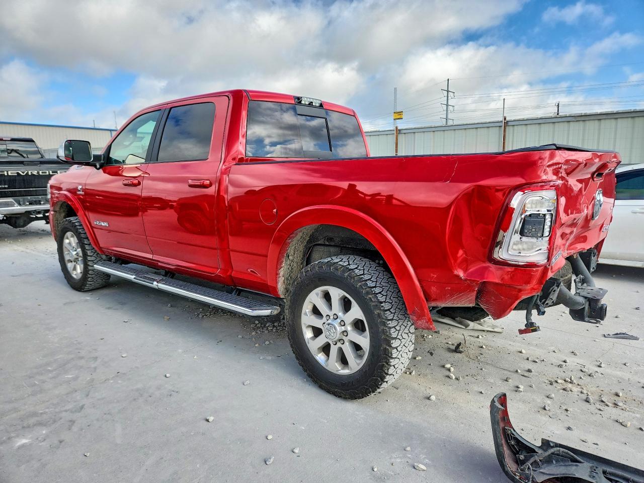 2021 Ram 2500 Laramie - Фото 2