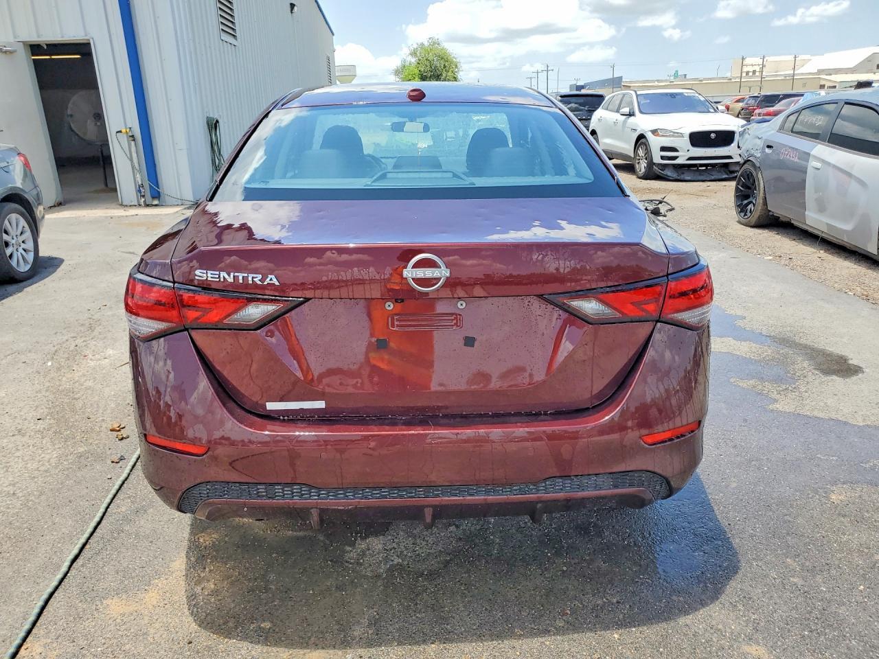 2025 Nissan Sentra Sv - Фото 6