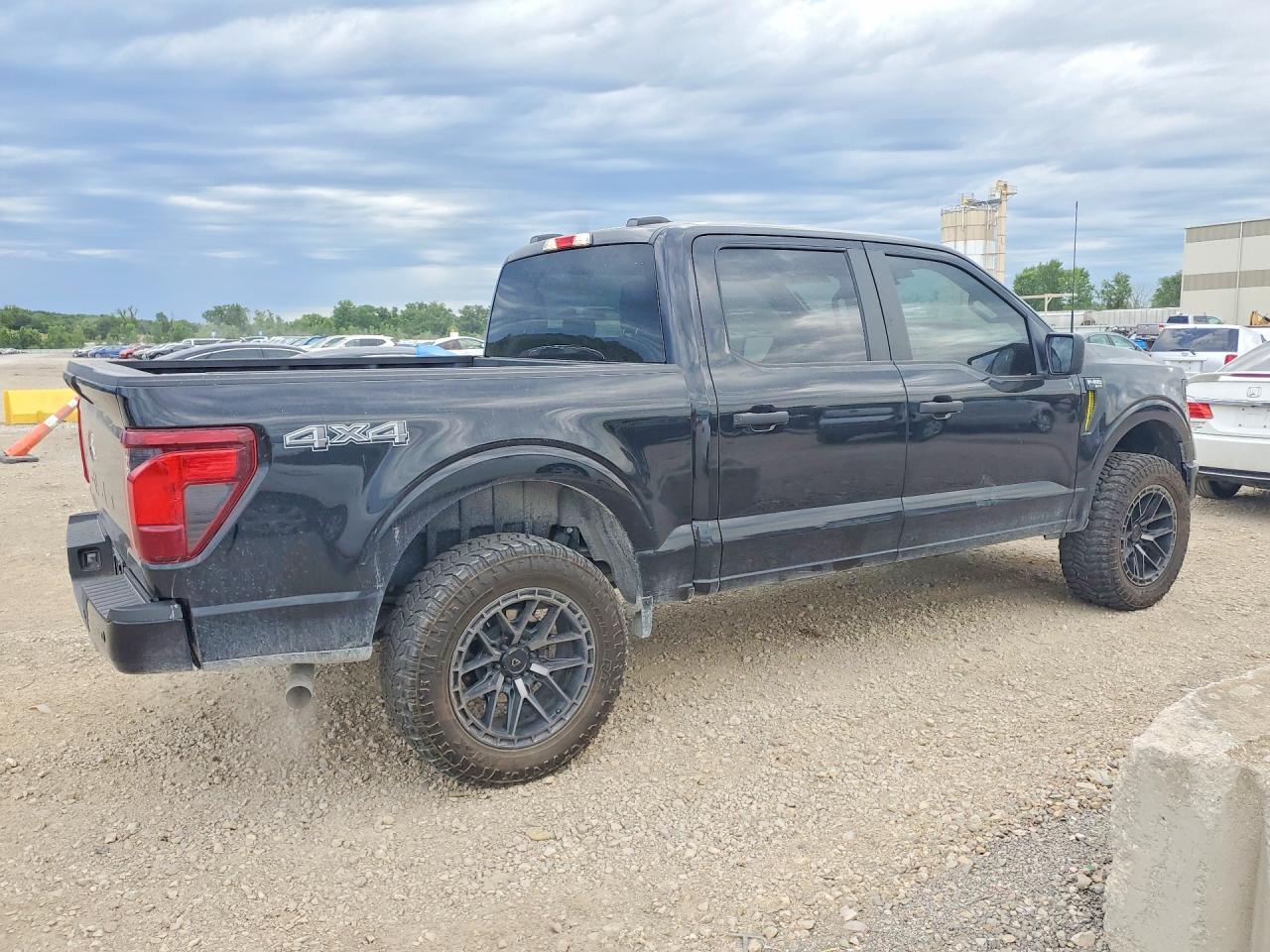 2025 Ford F150 Stx - Фото 3