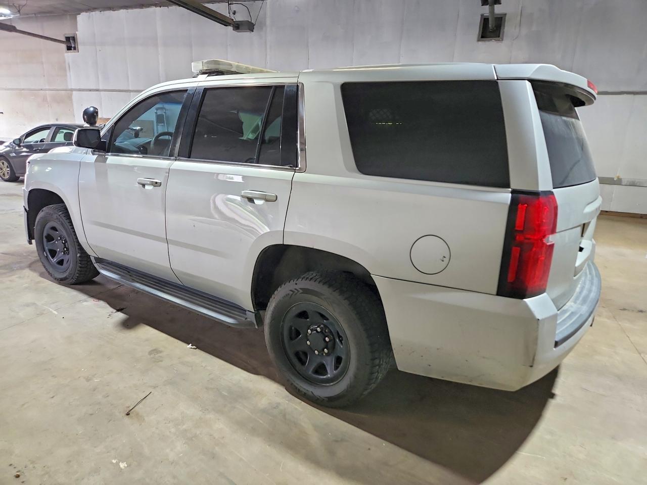 2015 Chevrolet Tahoe Police - Фото 2