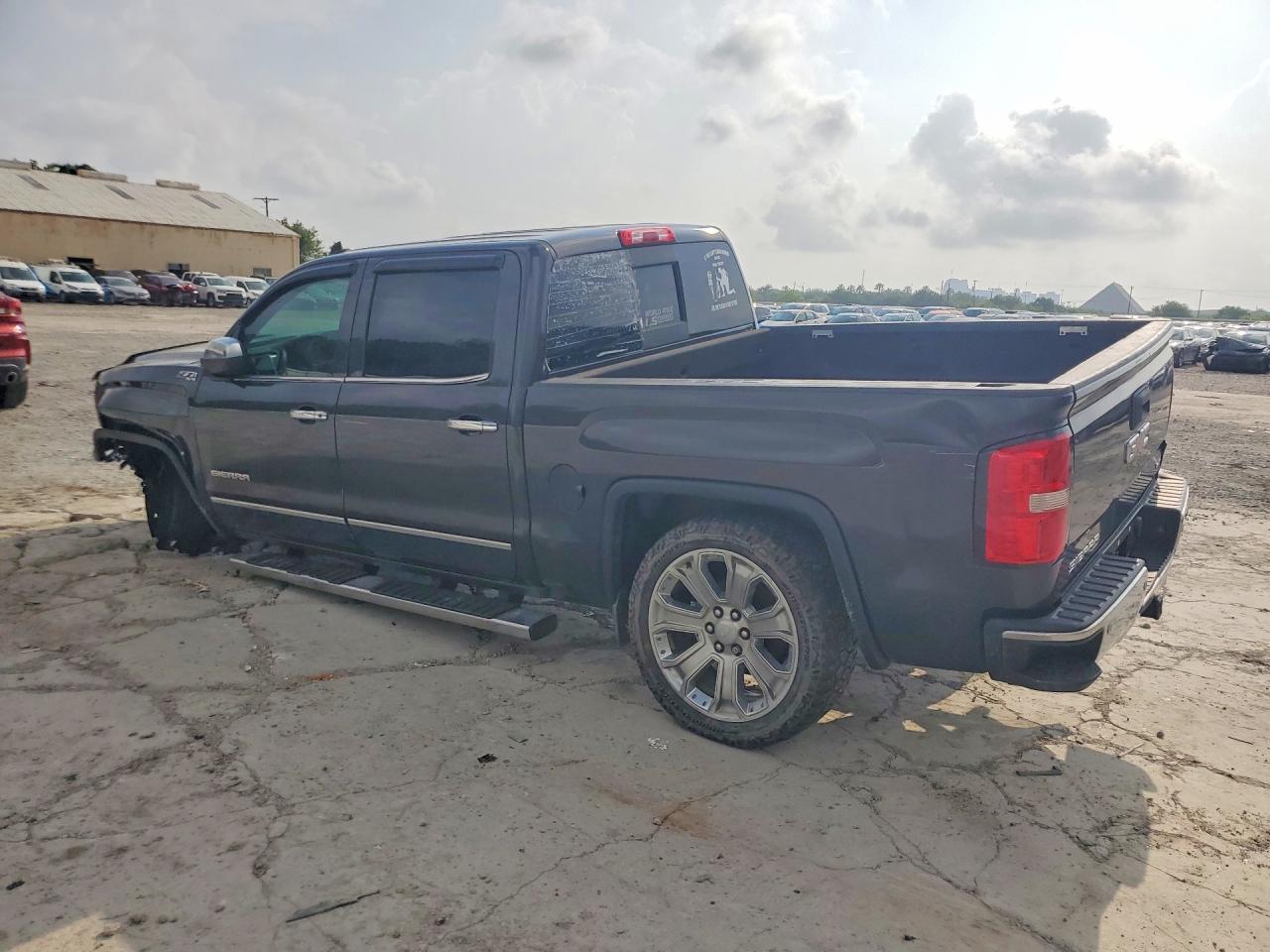 2015 GMC Sierra K1500 Slt - Image 2