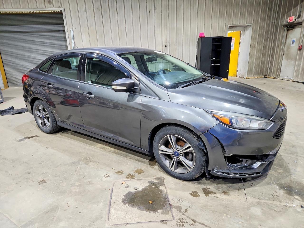 2017 Ford Focus Se - Фото 4