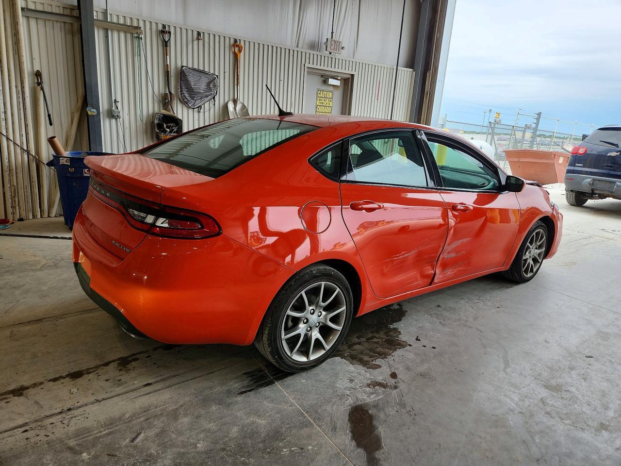 2015 Dodge Dart Sxt - Image 3