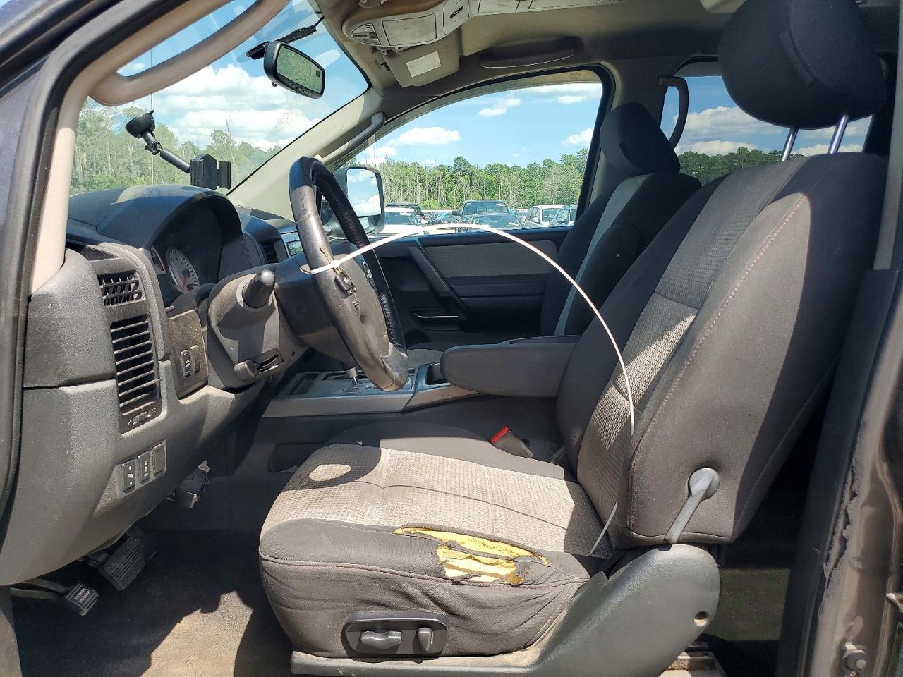 2010 Nissan Titan Se - Фото 7