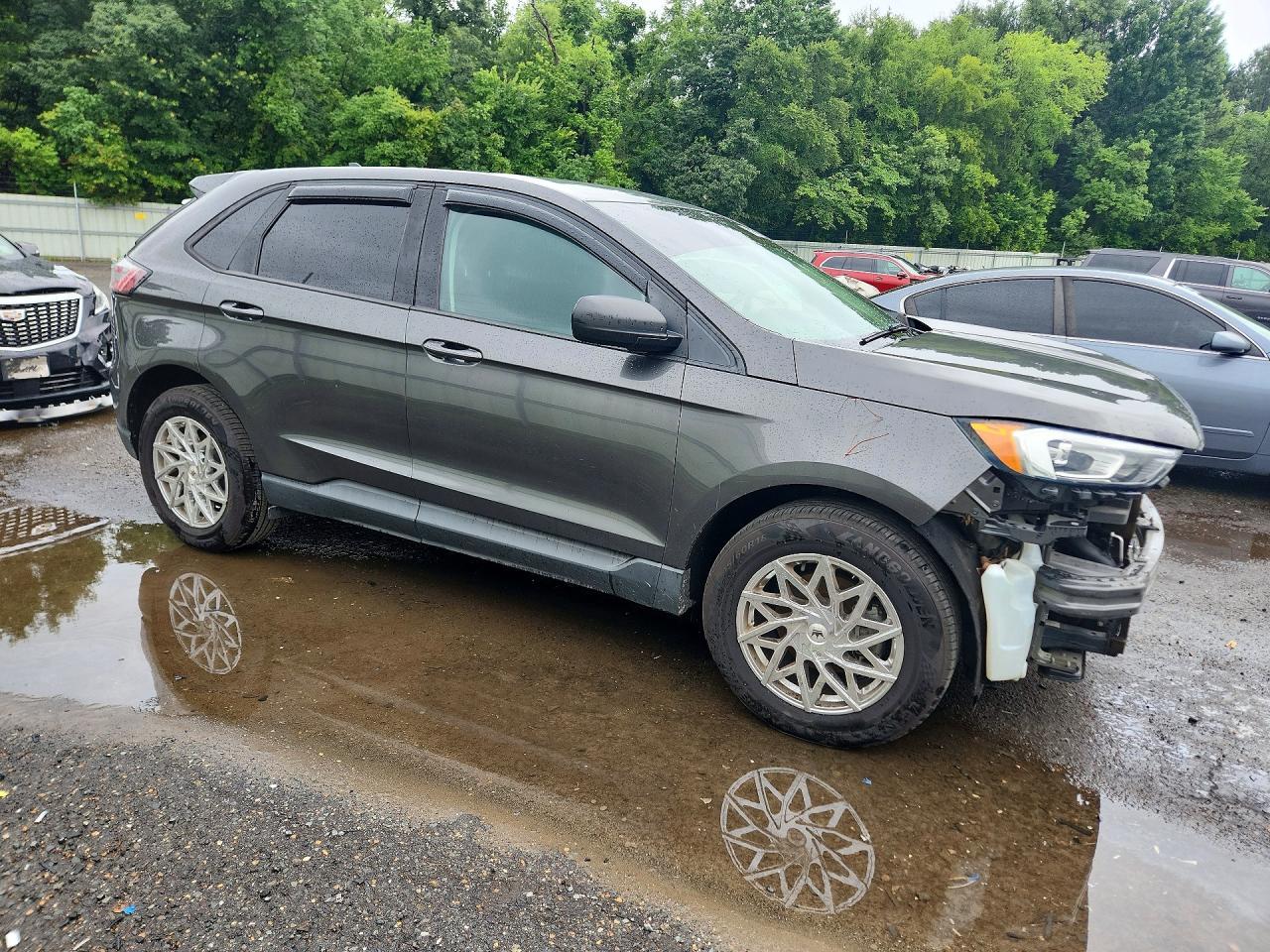 2019 Ford Edge Se - Image 4